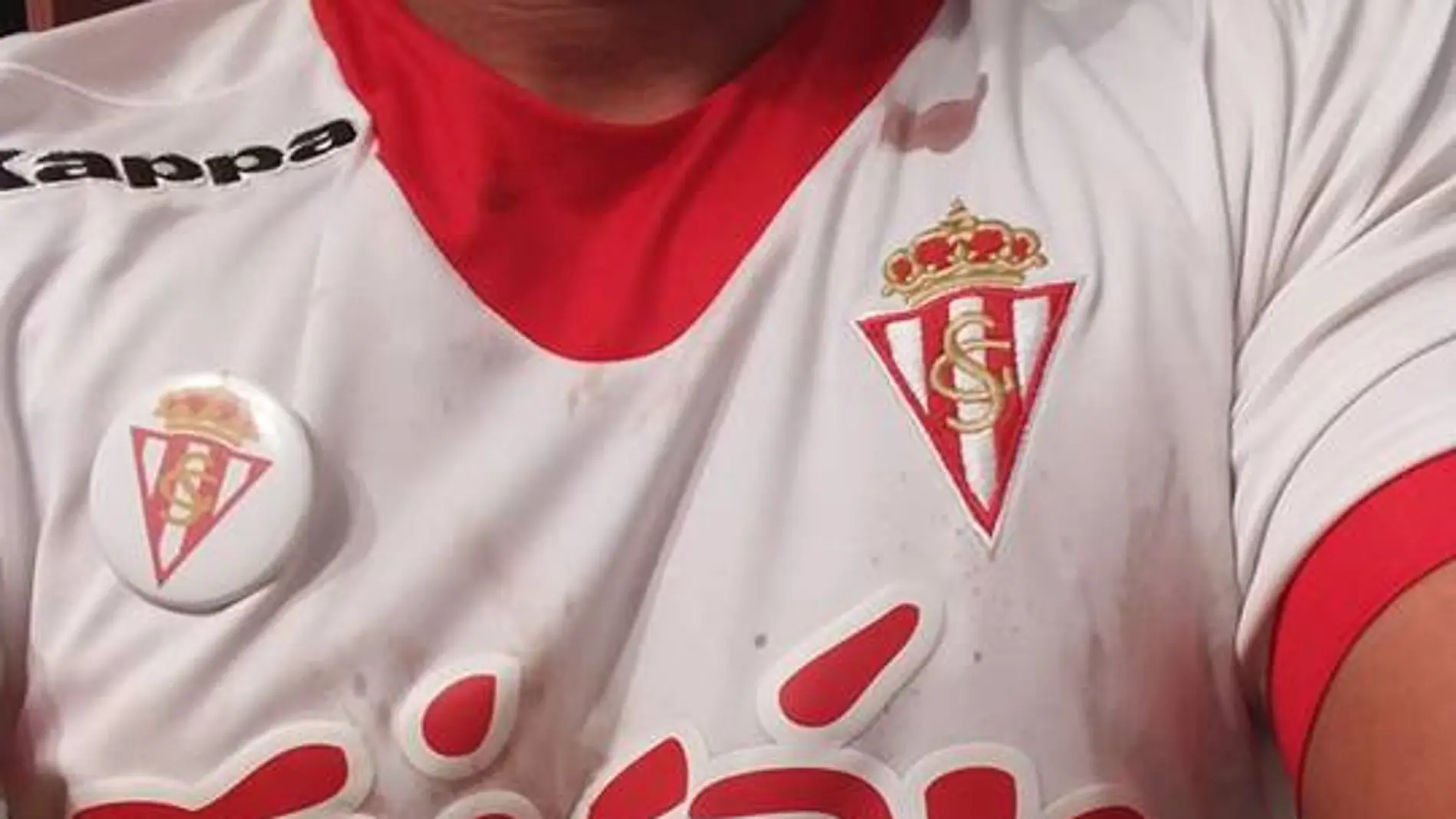 El aficionado del Sporting de Gijón, tras recibir la paliza