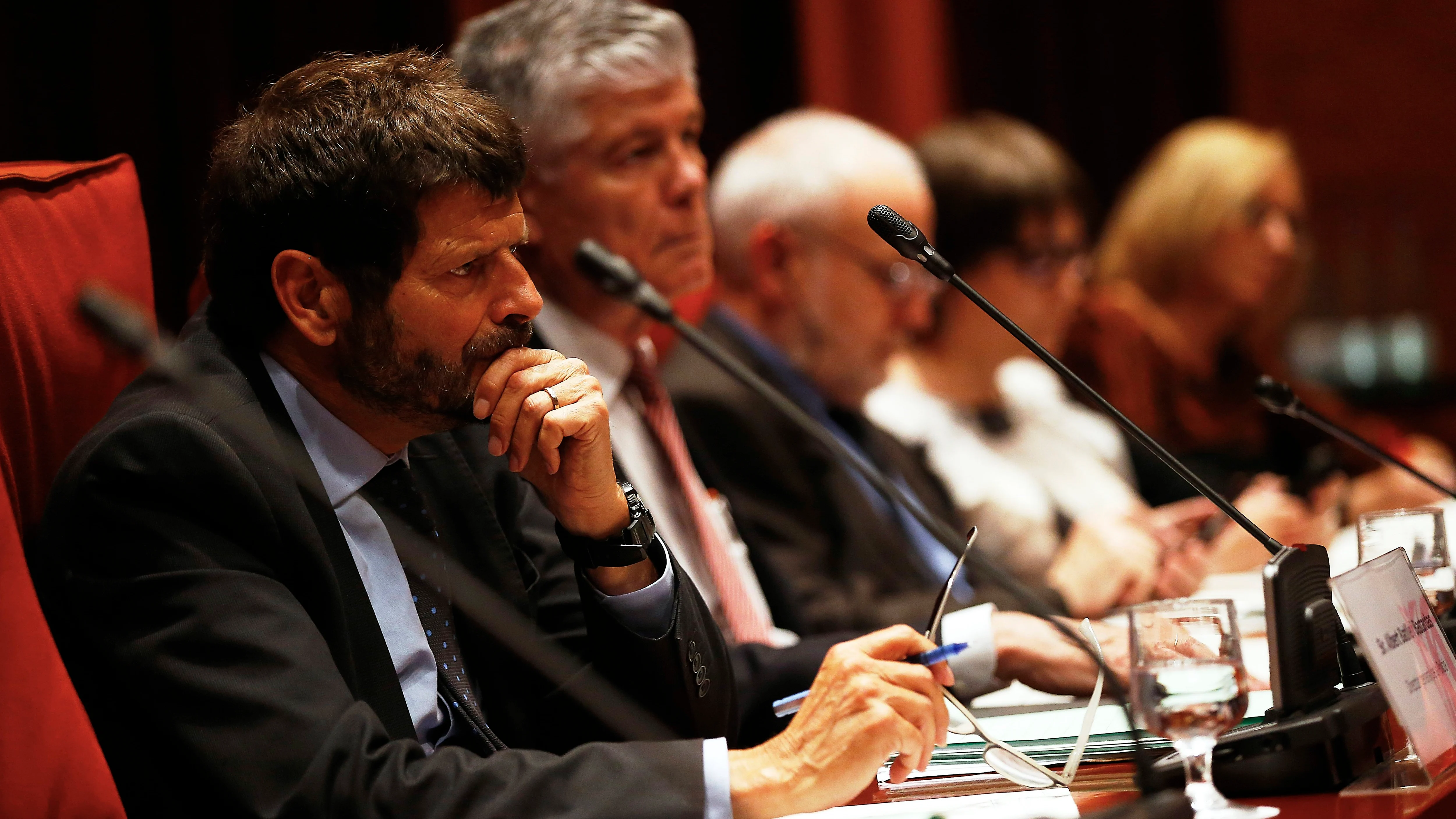 El director de los Mossos d'Esquadra, Albert Batlle, durante una comparecencia en el parlamento catalán