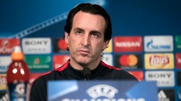 Emery durante la rueda de prensa