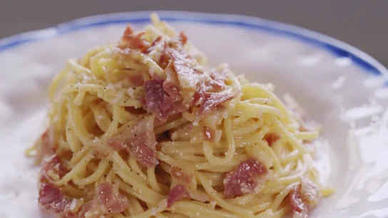 Pasta carbonata en El Comidista TV Pasta carbonata en El Comidista TV