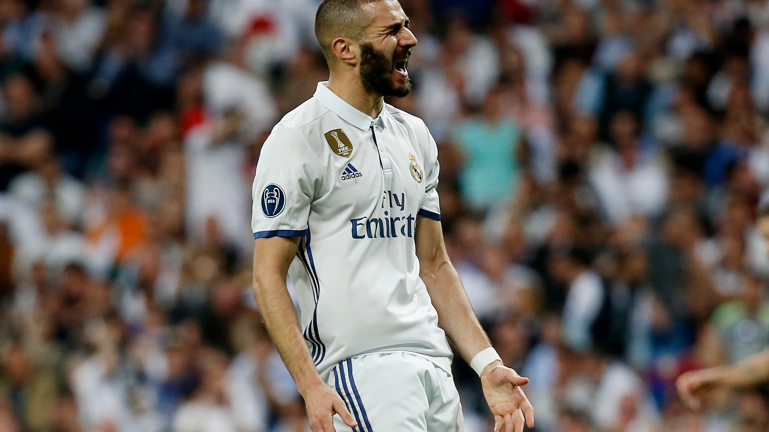 Benzema durante un partido