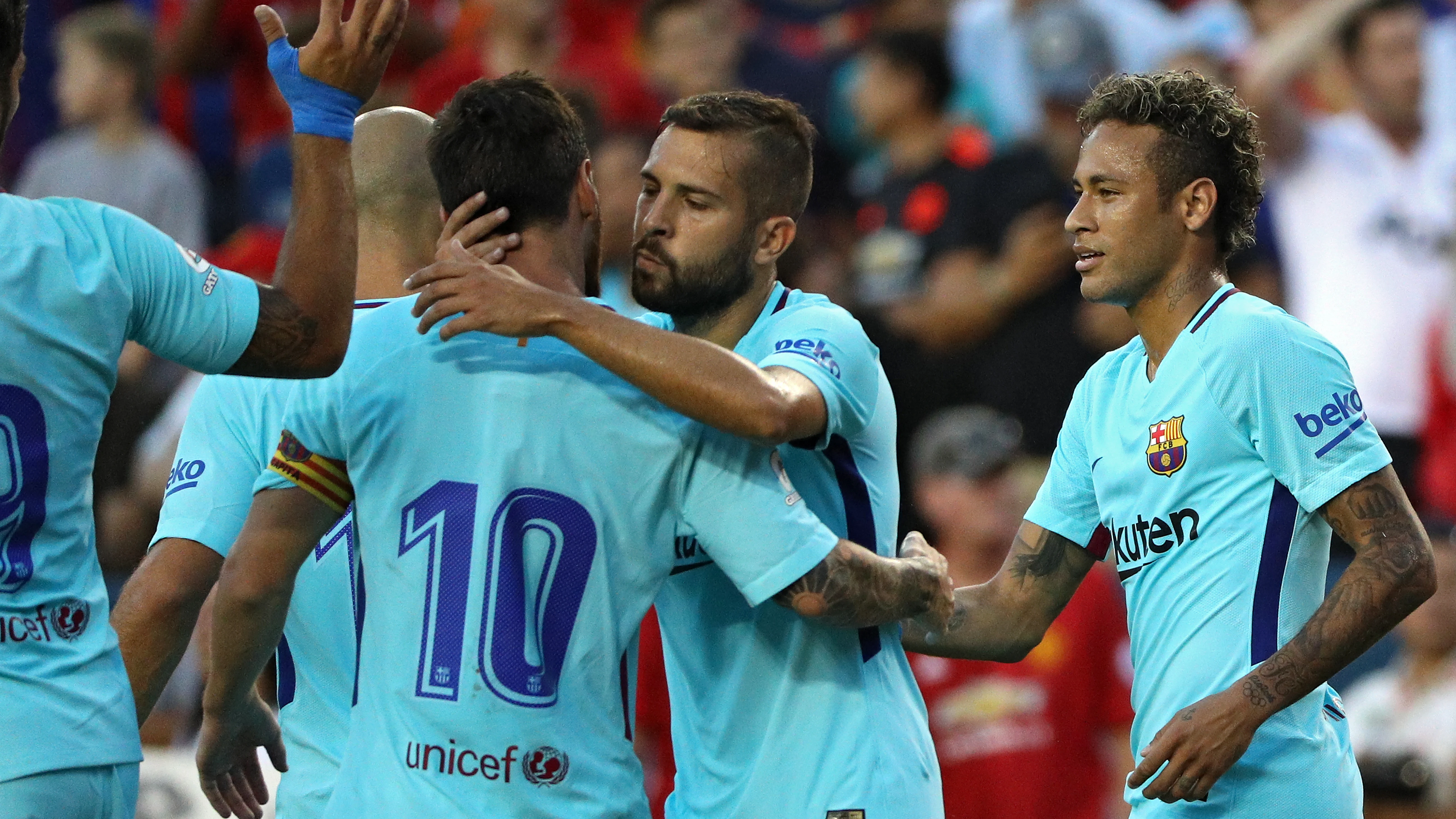 Los jugadores del Barcelona celebran el gol de Neymar ante el Manchester United