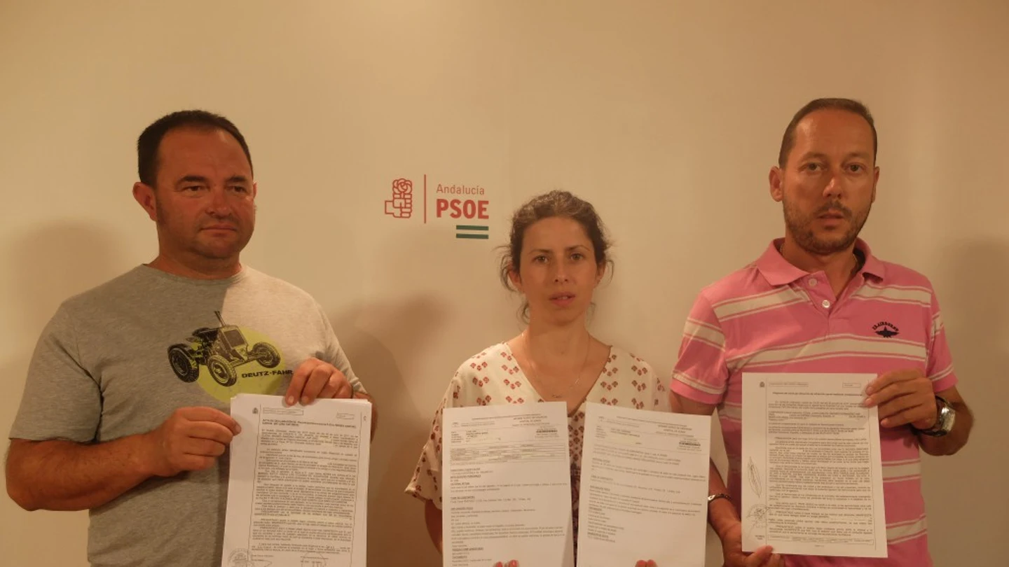Los afectados exigieron su dimisión Los afectados exigieron su dimisión
