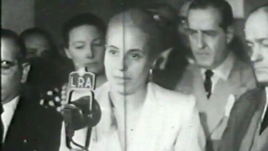 Flores, canciones y el recuerdo vivo de Evita 65 a&ntilde;os despu&eacute;s: el homenaje de Argentina a 'la abanderada de los humildes'