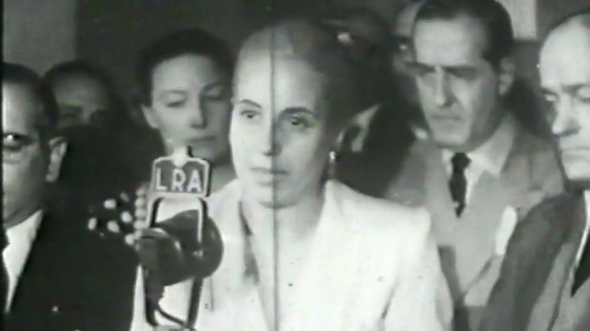 Flores, canciones y el recuerdo vivo de Evita 65 años después: el homenaje de Argentina a 'la abanderada de los humildes'