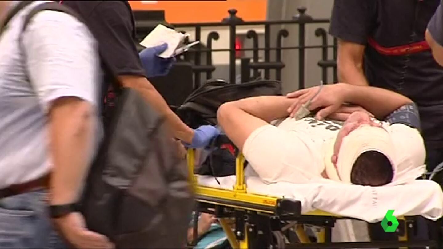 Los pasajeros accidentados en el tren de Barcelona relatan c&oacute;mo han vivido el impacto: "He sentido como una explosi&oacute;n del choque"