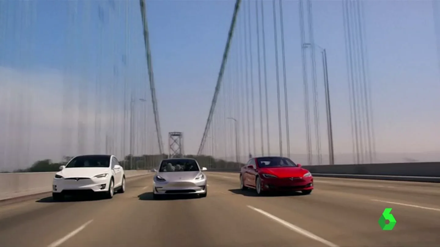Tres coches Model 3 de Tesla Tres coches Model 3 de Tesla