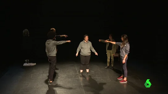 Un momento de la obra 'Tres días sin Charlie' Un momento de la obra 'Tres días sin Charlie'