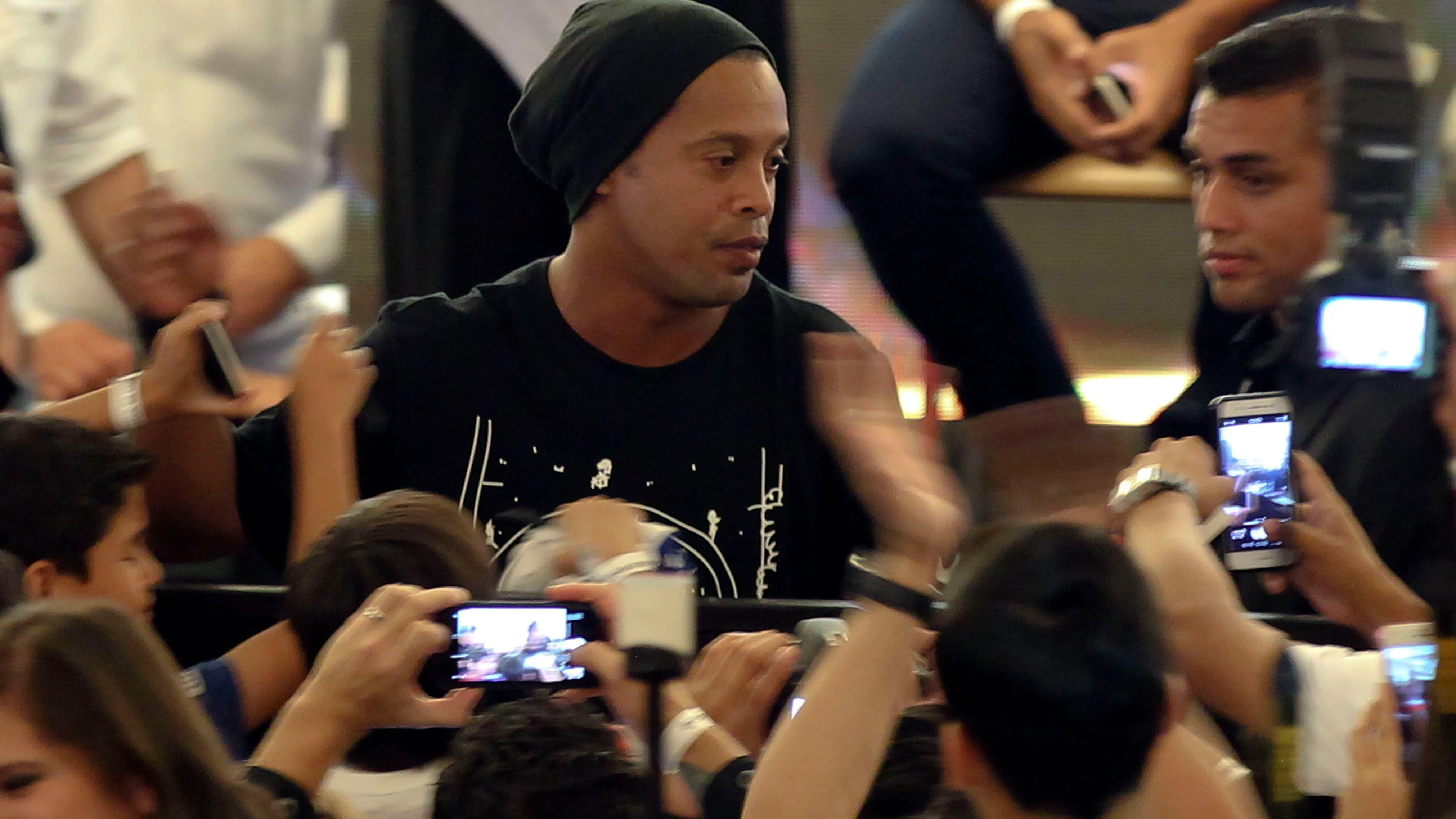 Ronaldinho durante sus declaraciones