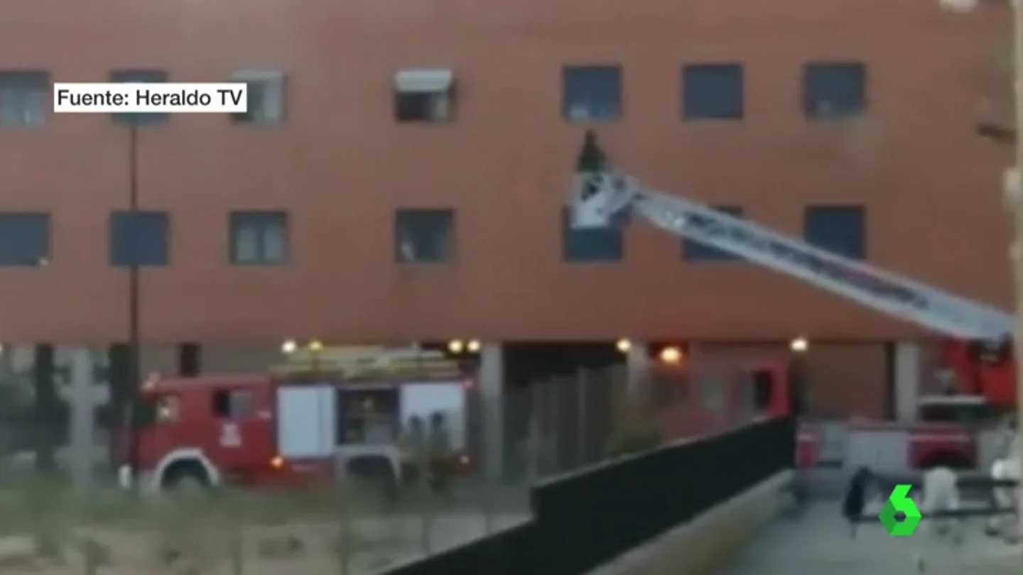Muere un niño de nueve años en un incendio en su casa de Zaragoza Muere un niño de nueve años en un incendio en su casa de Zaragoza