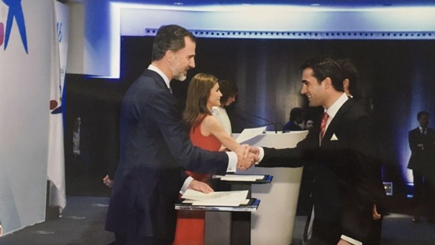 Javier Bosch junto al rey Felipe VI