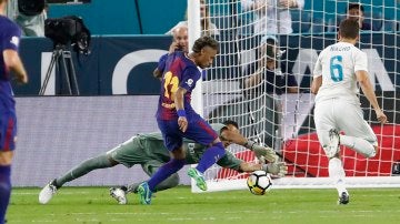 Neymar, ante Keylor Navas