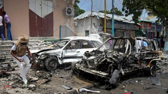 Coche bomba que ha explotado cerca de un hotel en Mogadiscio Coche bomba que ha explotado cerca de un hotel en Mogadiscio