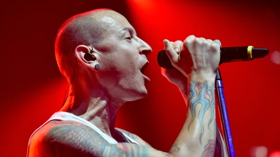 Chester Bennington durante un concierto Chester Bennington durante un concierto