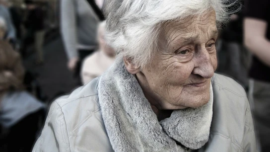 La demencia afecta más a mujeres que a hombres Evitar la demencia es posible