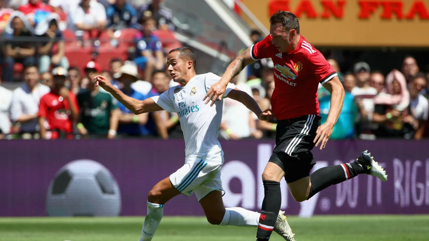 Phil Jones contra el Real Madrid Phil Jones contra el Real Madrid