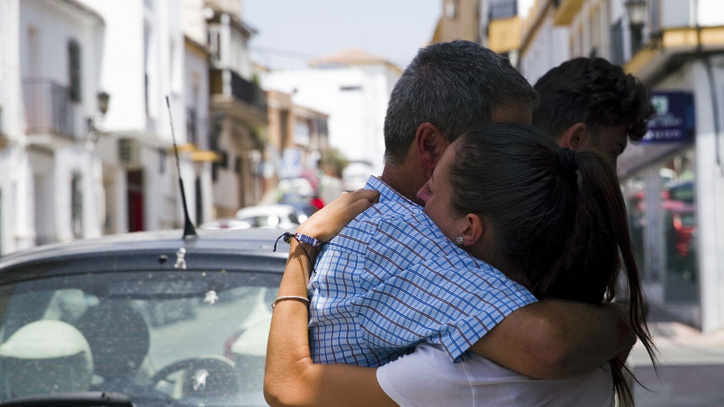 Homenaje a los espa&ntilde;oles fallecidos en el accidente de la India