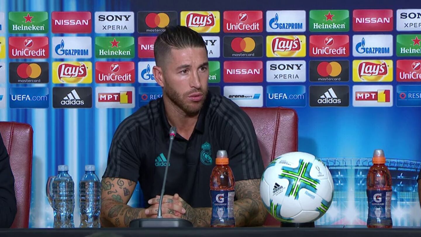 Sergio Ramos: "Mourinho no ha cambiado mi vida como futbolista, simplemente fue un entrenador m&aacute;s"