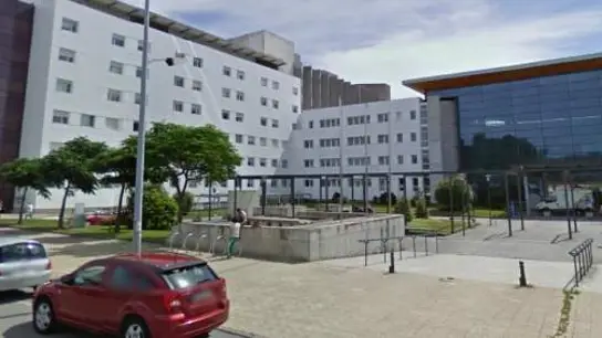 Exterior del hospital Arquitecto Marcide, en Ferrol Exterior del hospital Arquitecto Marcide, en Ferrol