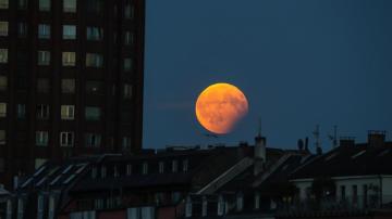 Imagen del eclipse lunar visto desde Alemania