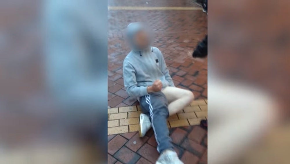 Graban A Un Individuo Despues Ingerir Una Droga Zombi Que Parece Poseido