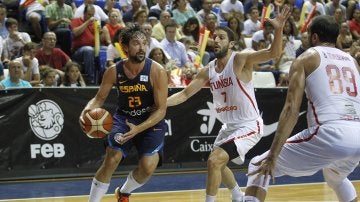 Llull, en un amigosto con la selección española