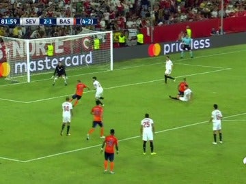 Visca puso el 2-2 ante el Sevilla con un fuerte disparo en el área Visca puso el 2-2 ante el Sevilla con un fuerte disparo en el área