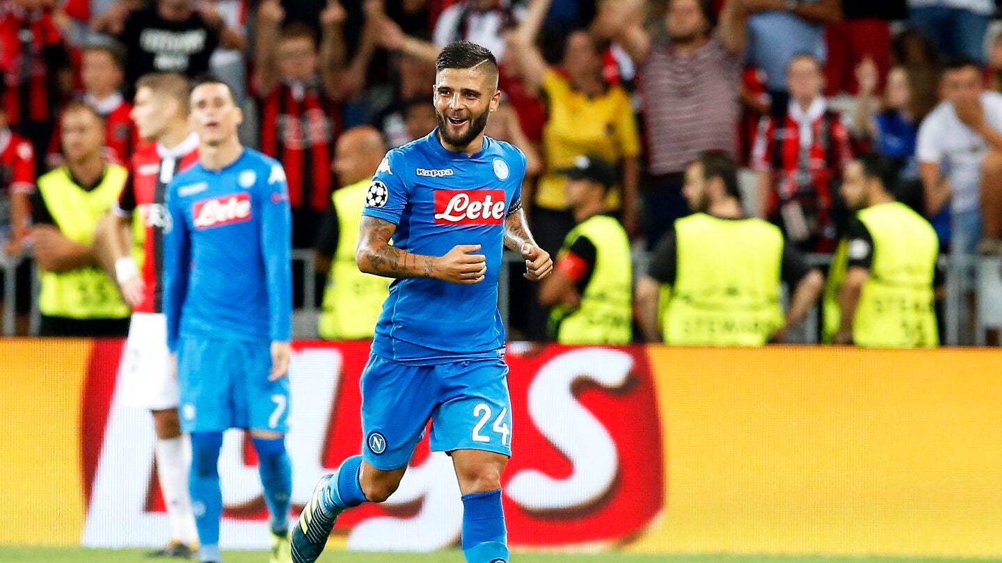 Insigne celebra su gol con el N&aacute;poles