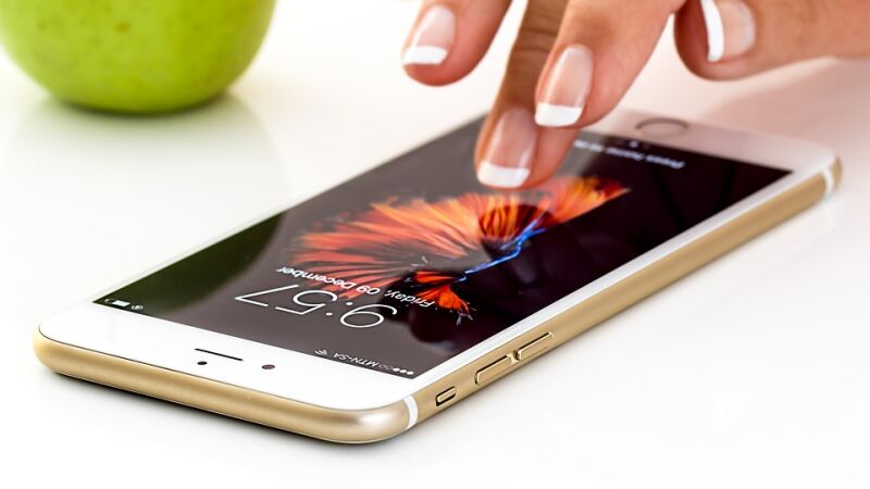 Si el nuevo iPhone 8 se desbloqueará con tu cara: ¿qué pasará con Touch ID?