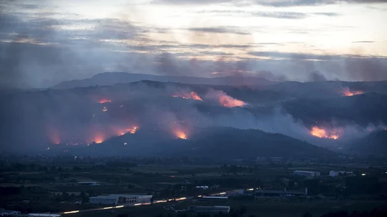 Incendio forestal en Monterrei (Ourense) Incendio forestal en Monterrei (Ourense)
