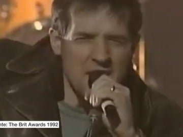 Se acabaron los 23 años de silencio. Vuelve KLF, el grupo que quemó un millón de libras Se acabaron los 23 años de silencio. Vuelve KLF, el grupo que quemó un millón de libras