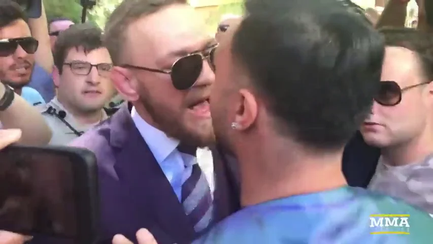 McGregor casi llega a las manos en plena calle en Las Vegas: "¿Has traído tus pelotas?"