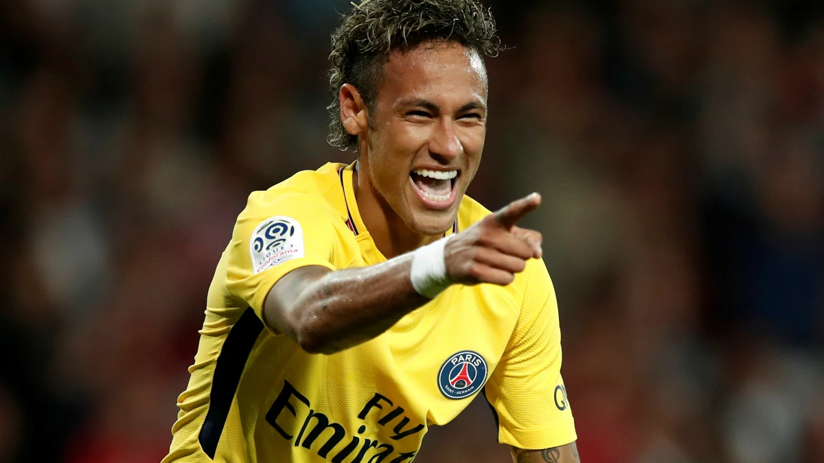 Neymar celebra un gol con el PSG