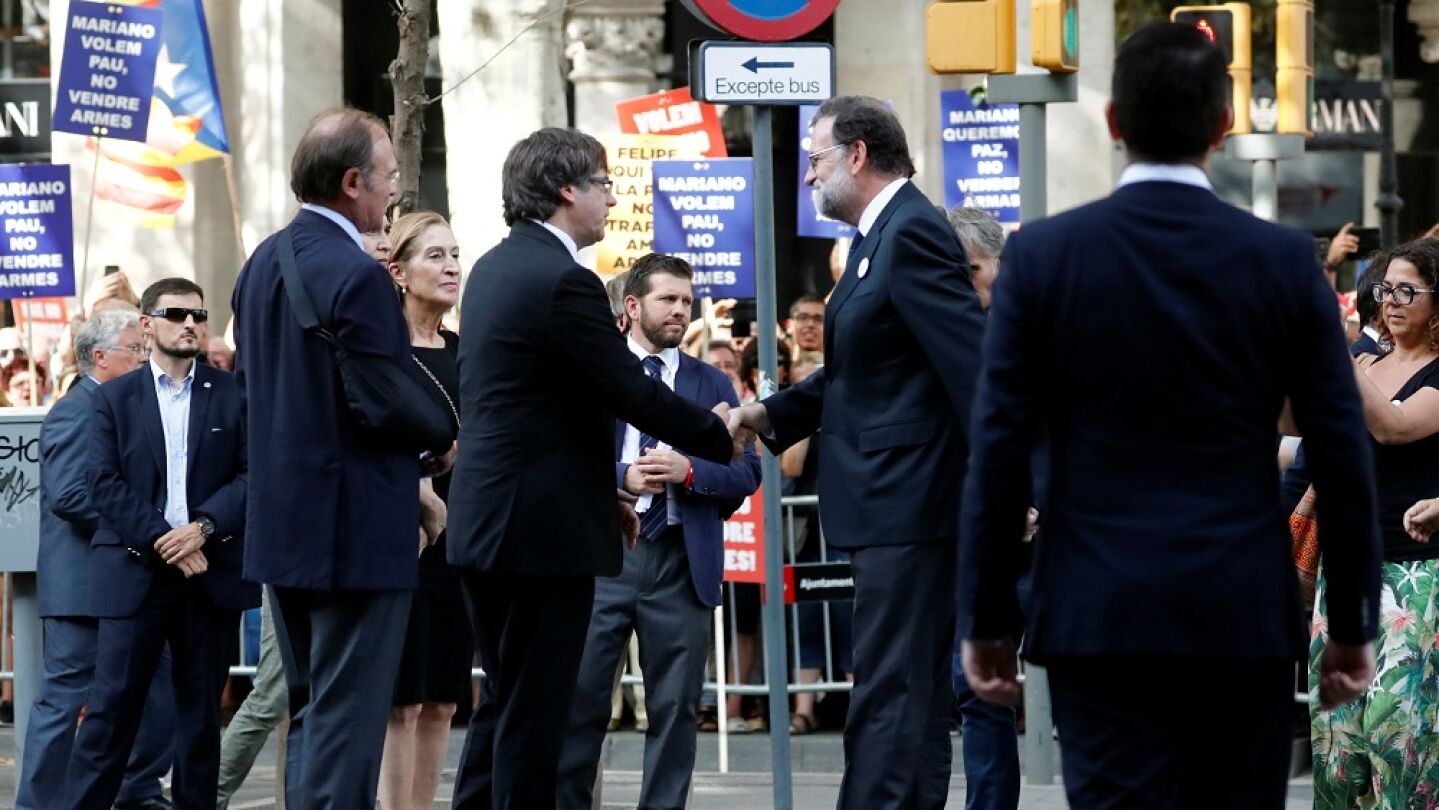 Mariano Rajoy en la manifestaci&oacute;n contra el terrorismo en Barcelona