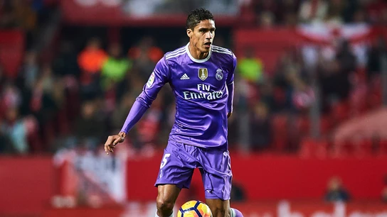 Varane en un partido Varane en un partido
