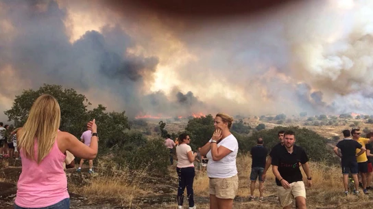 El fuego se acerca al municipio de Fermoselle El fuego se acerca al municipio de Fermoselle