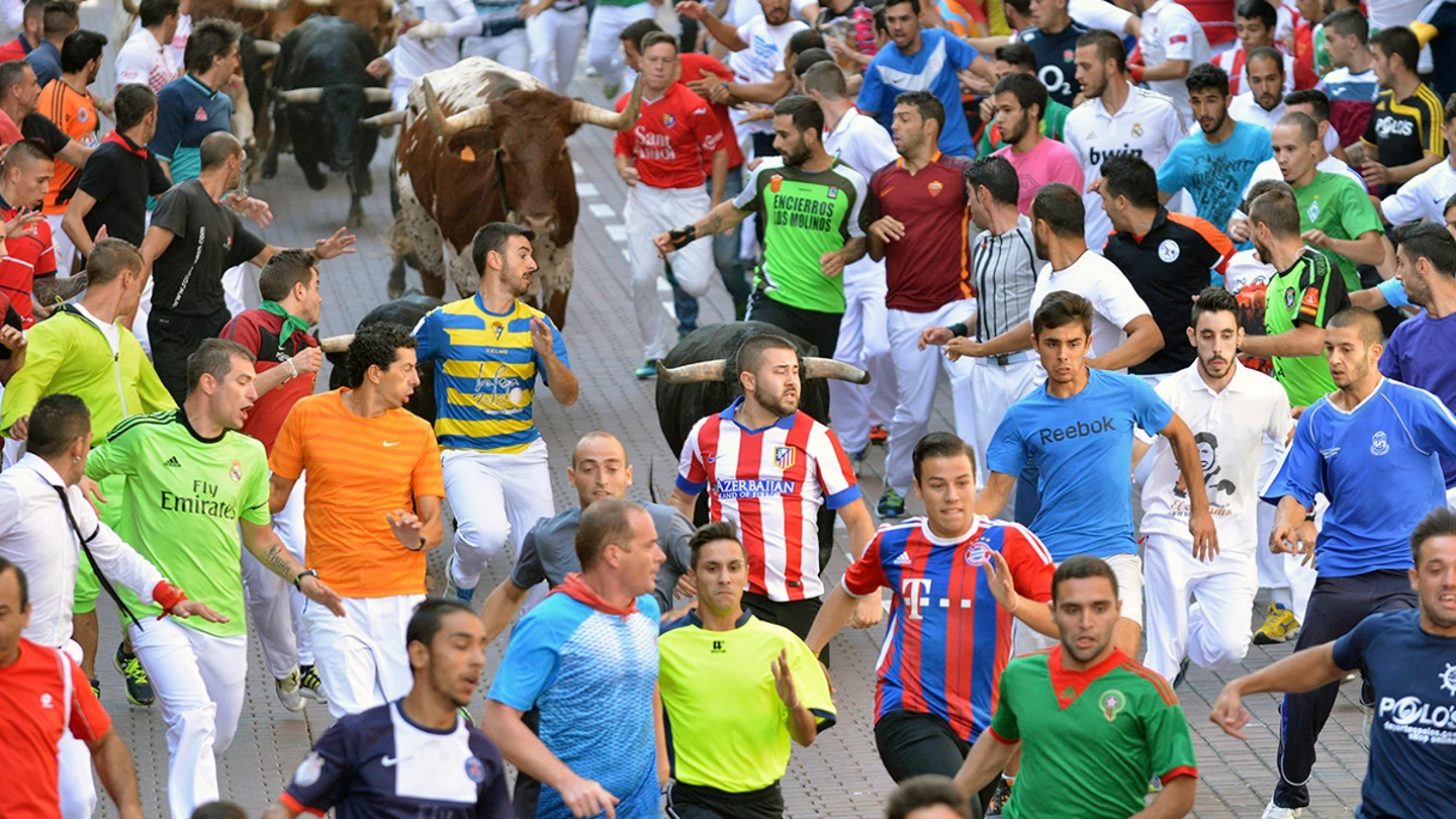 Primer encierro de las fiestas de San Sebastián de los Reyes 2017, con reses de Núñez del Cubillo Nueve heridos leves en el encierro de las fiestas de S. S. de los Reyes Imagen de archivo de un encierro en San Sebastián de los Reyes