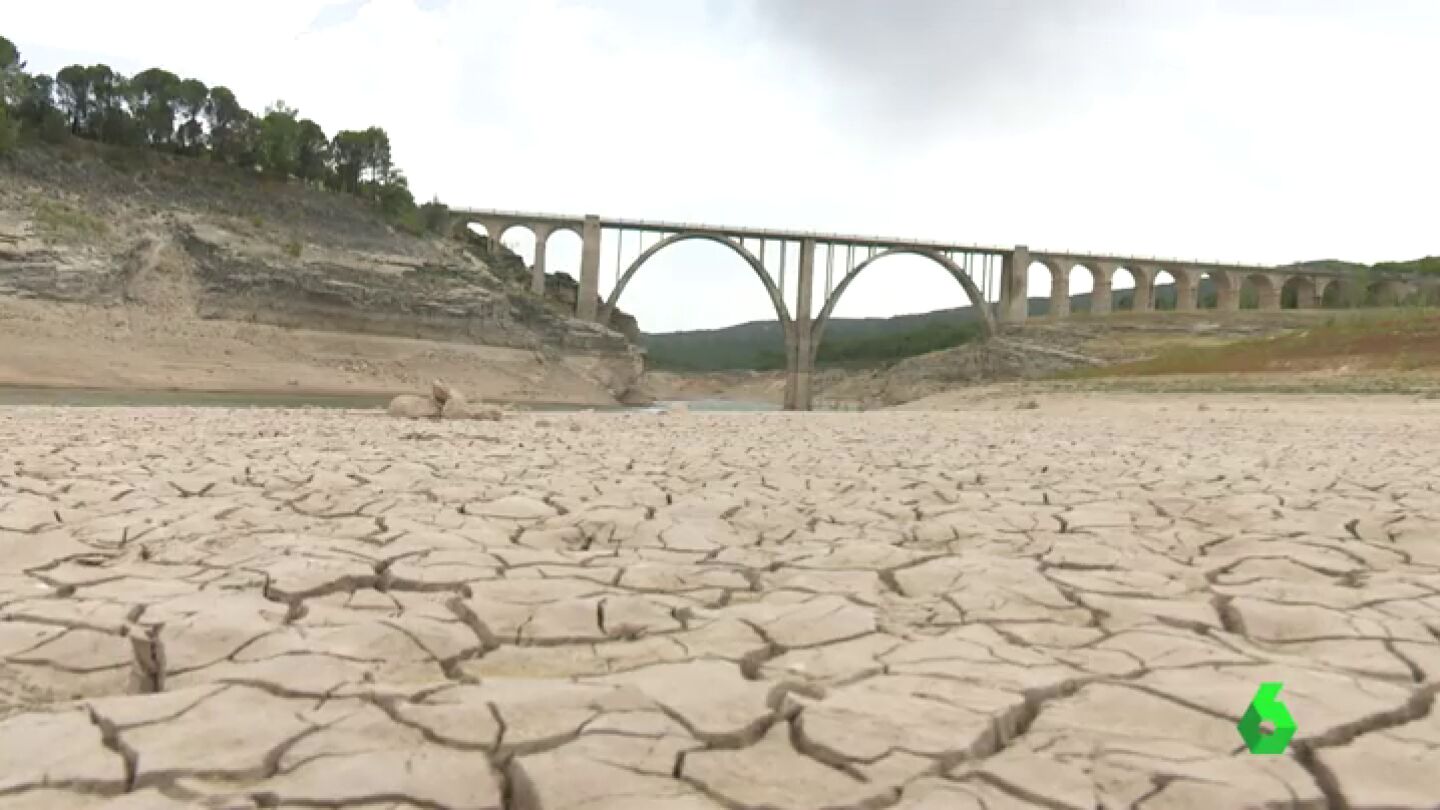 el embalse de Entrepe&ntilde;as