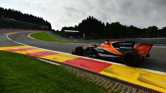 Alonso, con el McLaren en Bélgica Alonso, con el McLaren en Bélgica
