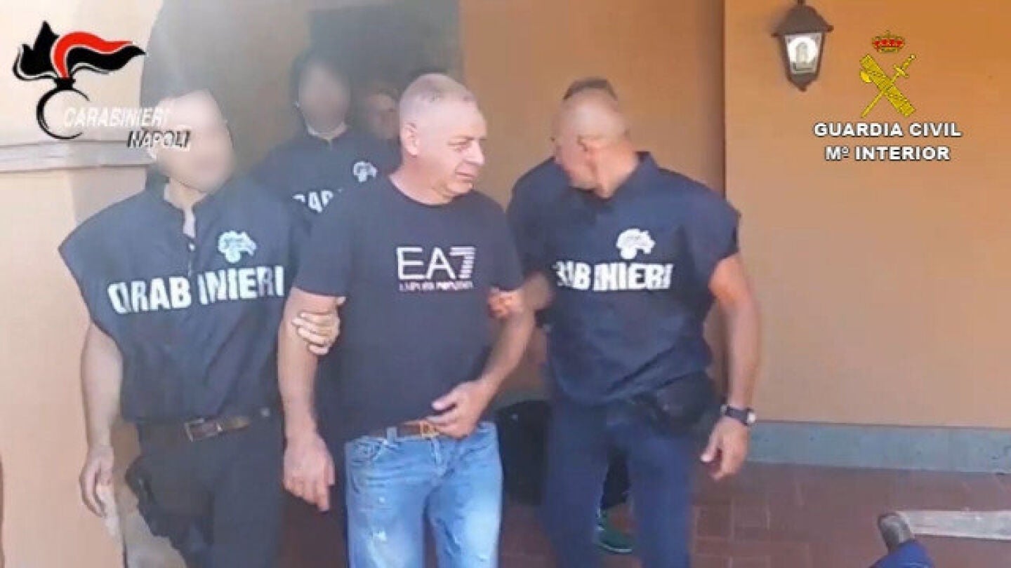 Momento de la detenci&oacute;n de Giuseppe Simioli, alias "Peruociolo"