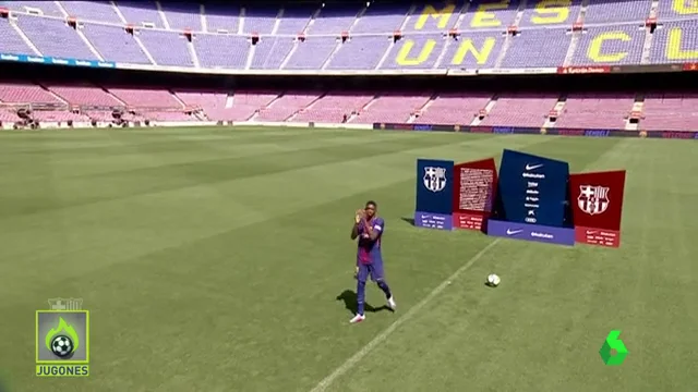 GRITOS DE ''BARTOMEU DIMISIÓN'' EN LA PRESENTACIÓN DE DEMBÉLÉ