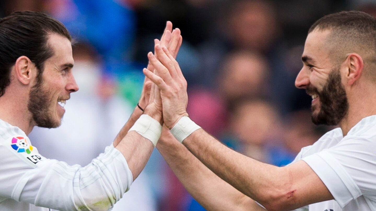 Bale y Benzema en un partido