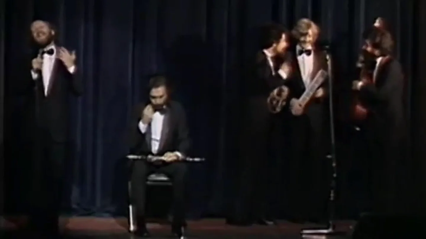 Les Luthiers, 50 años de talento para hacer reír Les Luthiers, 50 años de talento para hacer reír
