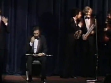 Les Luthiers, 50 años de talento para hacer reír Les Luthiers, 50 años de talento para hacer reír