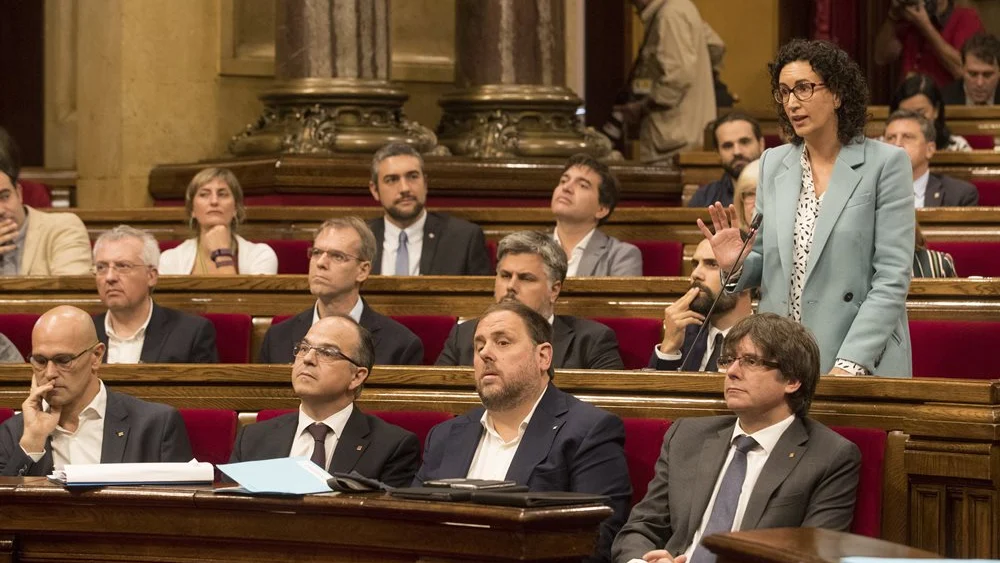 Marta Rovira, ERC, toma la palabra en el Parlament