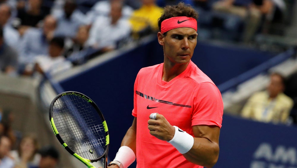 Rafa Nadal celebra un punto ante Rublev