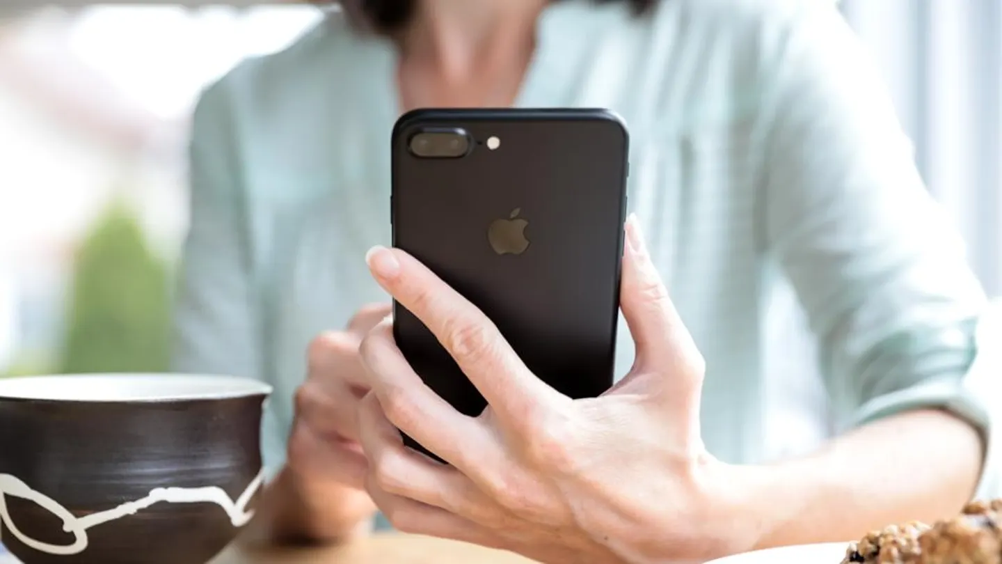 iPhone iPhone