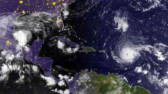 Fotografía tomada desde el espacio del huracán Irma Fotografía tomada desde el espacio del huracán Irma