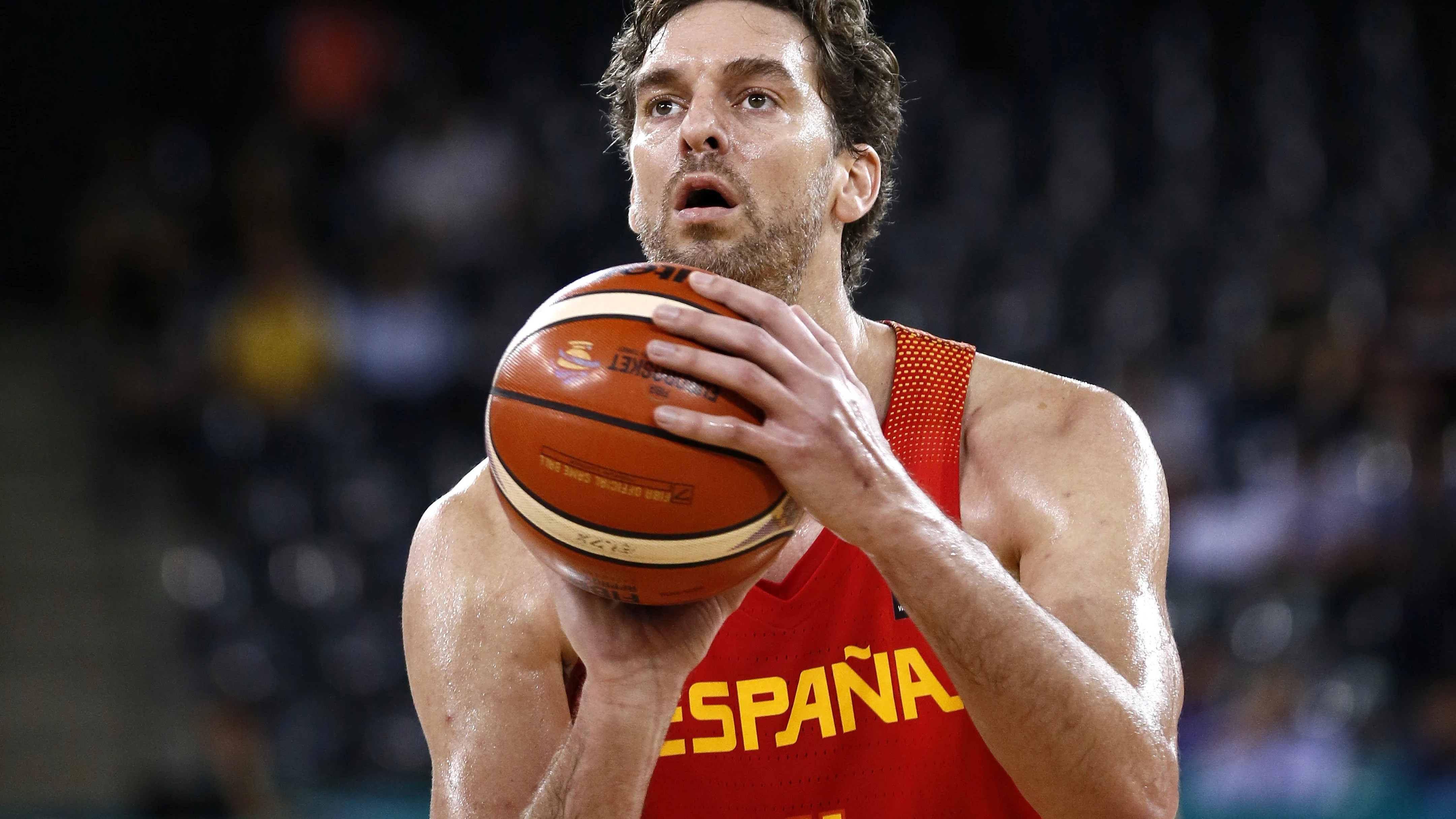 Pau Gasol durante el partido contra Hungría