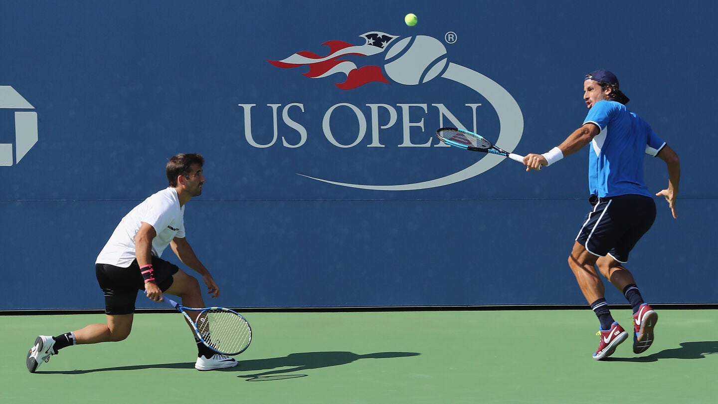 Marc L&oacute;pez y Feliciano L&oacute;pez, en acci&oacute;n durante el US Open